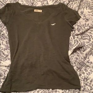 Hollister T shirt